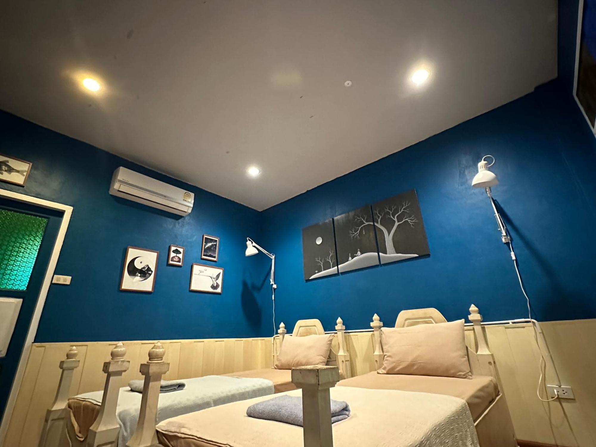 Hostel And Music Bar Bros *